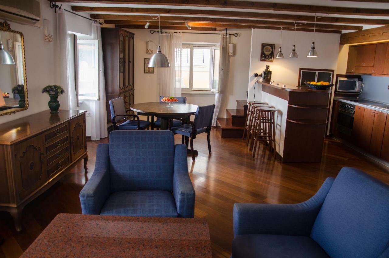 Penthouse Presernovo nabrezje Piran Exterior foto